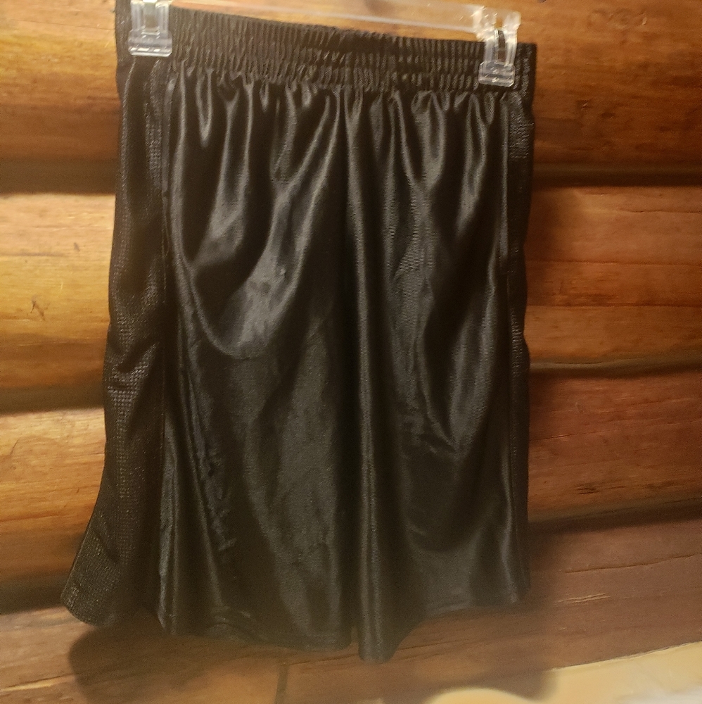 ⭐$3 in bundle/Youth Sz Lg 10/12 black shorts